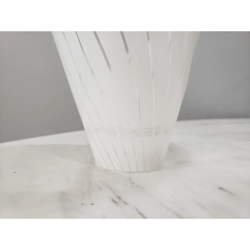 REPLACEMENT SHADE - Vintage Calla Lily Six Shade Table‎ Lamp White #1